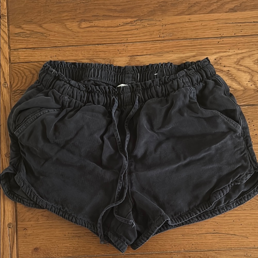 American Eagle Outfitters Black Athletic Shorts with Elastic Waistband